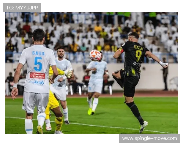 法比尼奥进球助力吉达联合客场4比1大胜对手稳居榜首